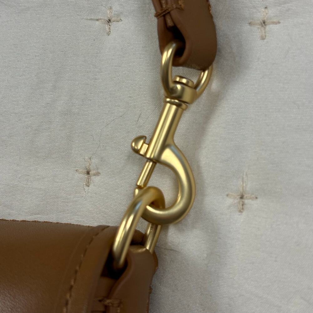 Quince Italian Leather Buckle Detail Shoulder Bag Cognac Brown Minimalist NWT - Picture 5 of 12